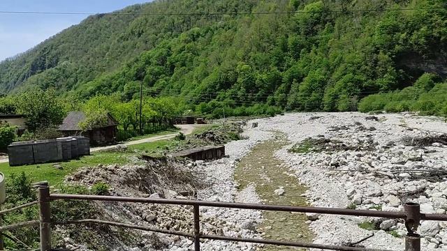 Прогулка в ущелье Хашупсе (Абхазия) / Walking in Hashupse canyon (Republik Abkhaziya). смотреть онлайн