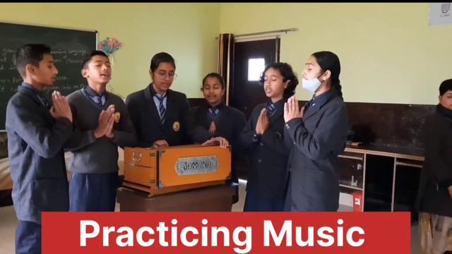 The Erudite World School смотреть онлайн