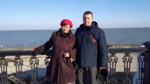 Поздравление дедушке Леше от Вики