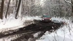 Honda CR-V 2012 на бездорожье