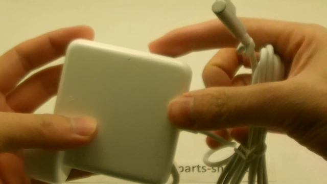 APPLE MacBook 13" adapters, Laptop AC Adapter смотреть онлайн