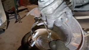 OPEL FRONTERA 2.2, diesel, 1999. Replacement of brake discs and pads.