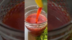 Обалденный маринованный сельдерей с томатным соком. Очень простой рецепт.