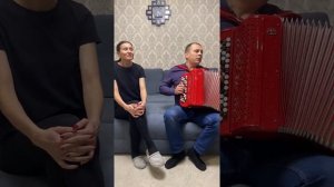 Татарская давняя песня «hэрконне керэсен тошемэ». Видео домашнее,снимал ребенок