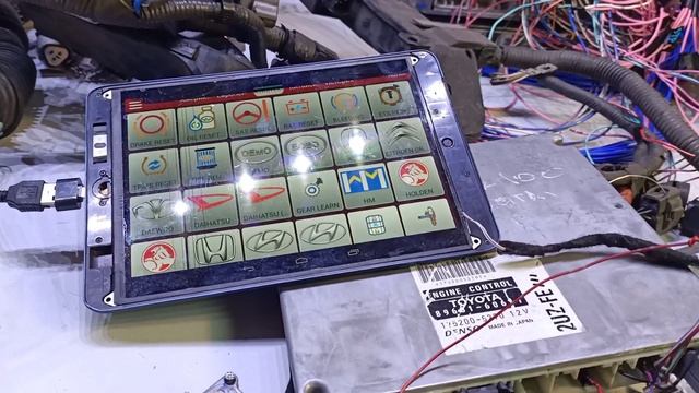 2uz fe immo LC 100. Отключаем иммобилайзер смотреть онлайн