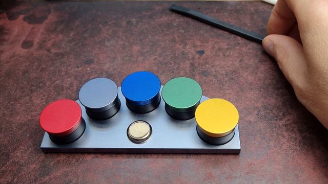 Маслёнка для масла часов на 5 ячеек. смотреть онлайн