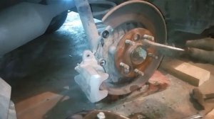 Замена тормозных дисков королла е 150