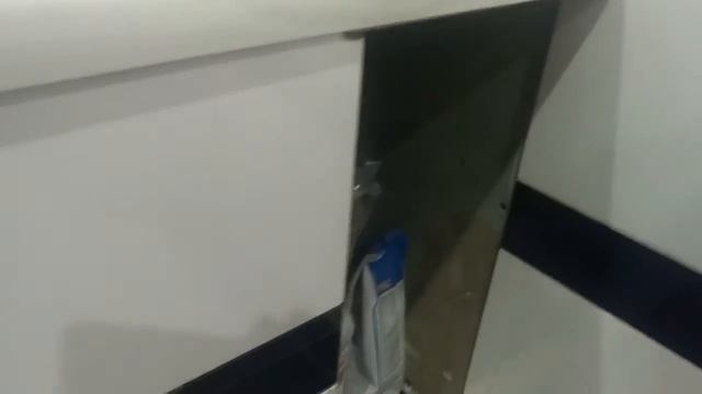 Мебель  для ванной комнаты. Интересный проект.