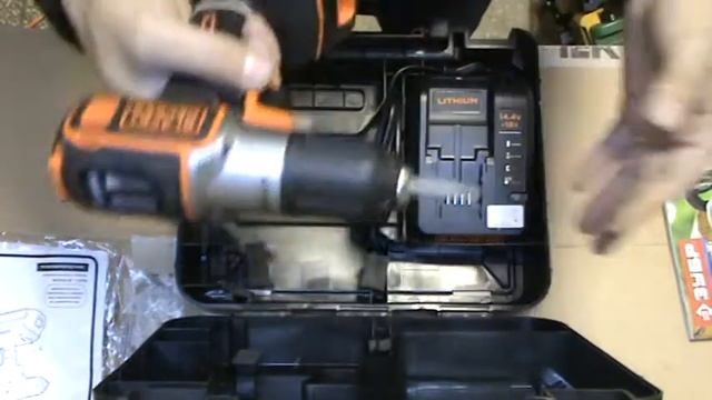 ОБЗОР Аккумуляторная дрель-шуруповерт ASDBlack&Decker ASD14K смотреть онлайн