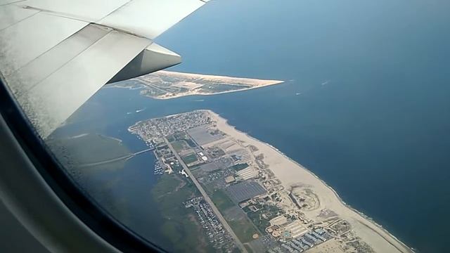 Takeoff Boeing 777-300er NY Airport JFK/ Взлёт Боинга из аэропорта Нью-Йорка Джона Кеннеди