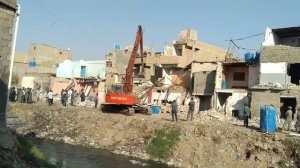 Current Update today 22-02-2021 gujar nala stop new karachi Anti encroachment operation.