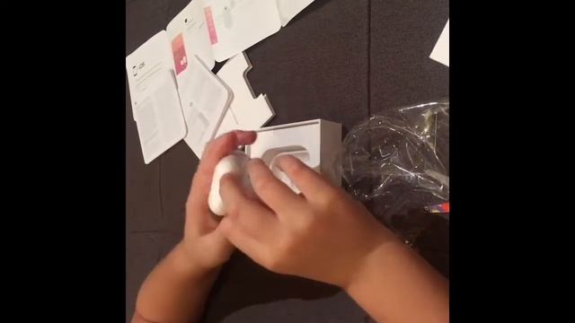 Air Pods 2. Распаковка смотреть онлайн