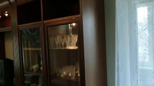 Итальянская стенка в гостиную в классическом стиле