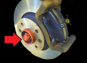 Почему прикипают колёса к ступице автомобиля?