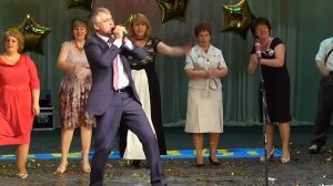 Выпускной 2013. Выступление родителей. Мы уходим красиво