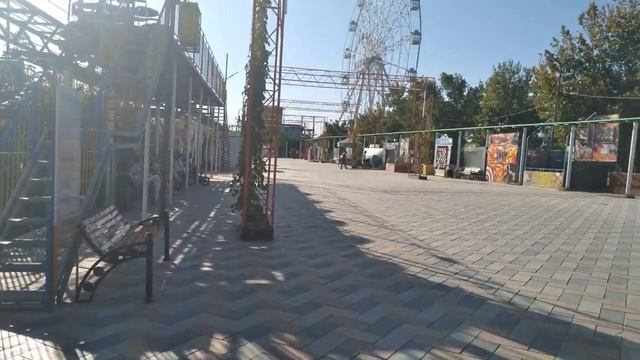 Вредные сорняки, урожай и прогулка с сыном в парке смотреть онлайн