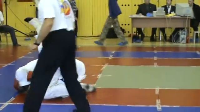 Бешнов Игорь - Победа болевым приемом. смотреть онлайн