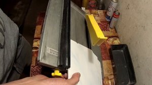 Как резать плитку электрическим плиткорезом.