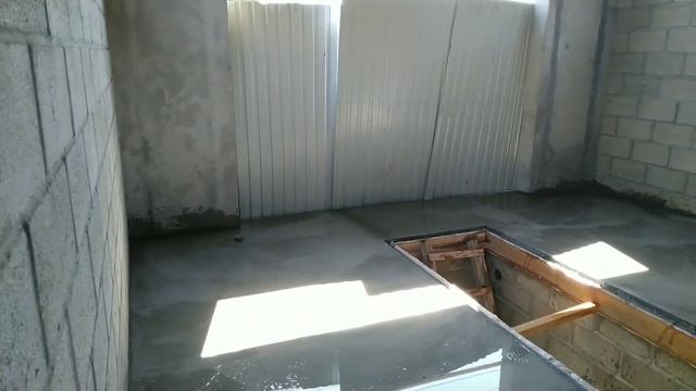 Залили бетонный пол в гараже. смотреть онлайн