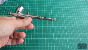 Iwata HP-C Plus Airbrush and basic tools
