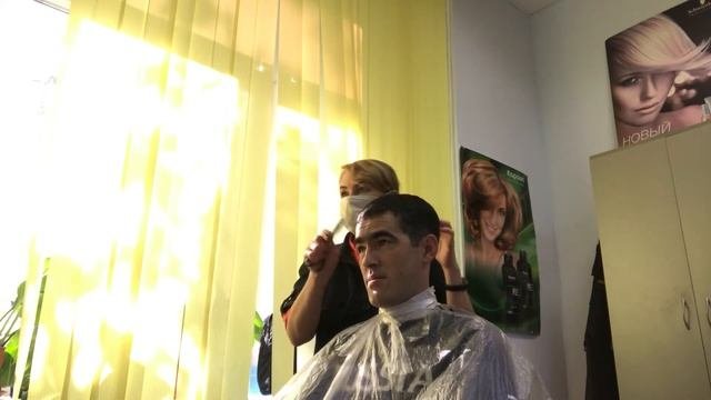 #стрижкаволос#мужскаястрижка# Модельная мужская стрижка на густые волосы