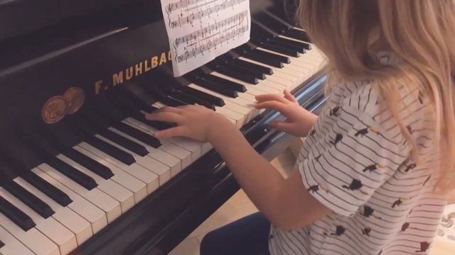 Болезнь куклы (Disease of the doll) Чайковский (Tchaikovsky)