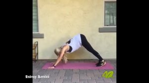 Тренировка шикарной попы и ног