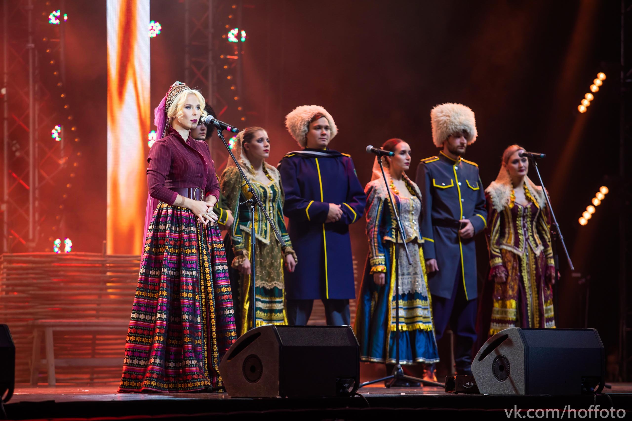 Пелагея и Театр песни и танца «Забайкалье» на фестивале «Добровидение» (10-10-2019)