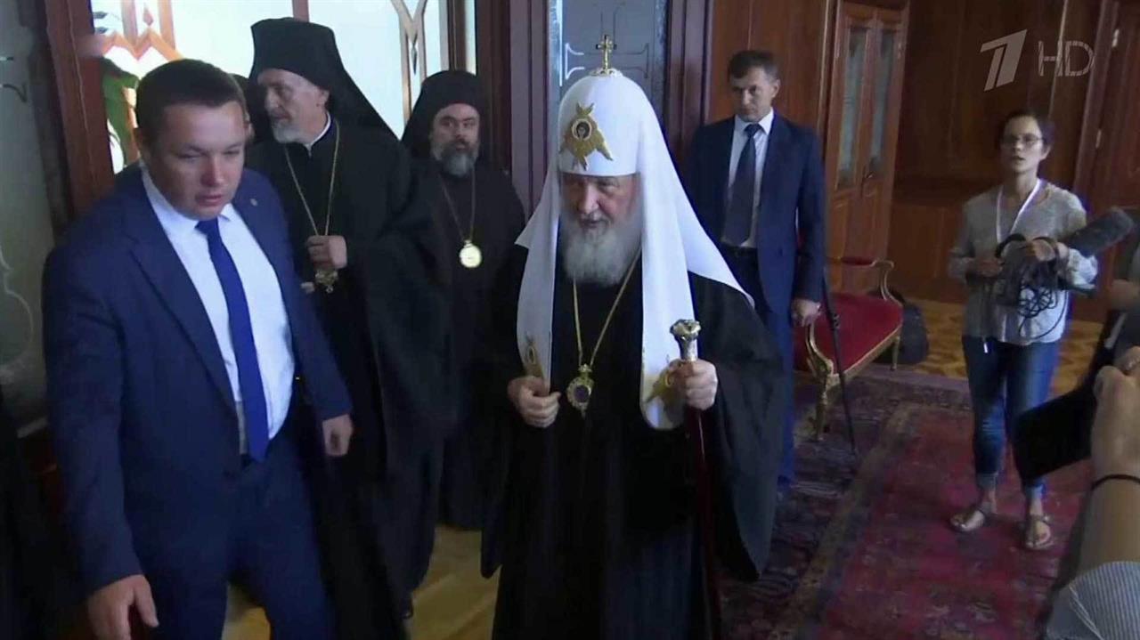 В Стамбуле состоялась встреча патриарха Московског...ла с патриархом Константинопольским Варфоломеем