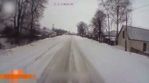 гололед , что с этими машинами 2017 7658