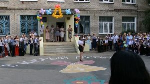 Песня "Звенит звонок, открыла школа двери" (Подгорная И.А.)