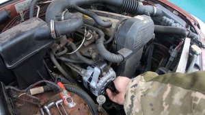 Ремонтирую Опель Фронтера ,меняю генератор на новый .Машина для деревни .