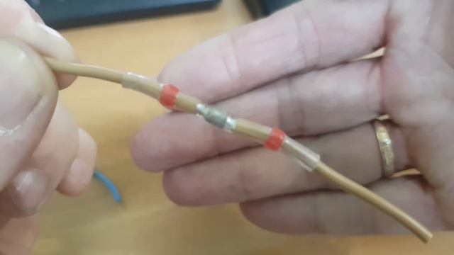 Термоусадочные влагозащитные трубки с припоем- Опыт усадки на кабель! смотреть онлайн