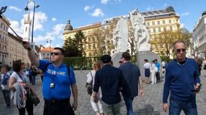 Vienna walks - Karlskirche, Opera, Hofburg