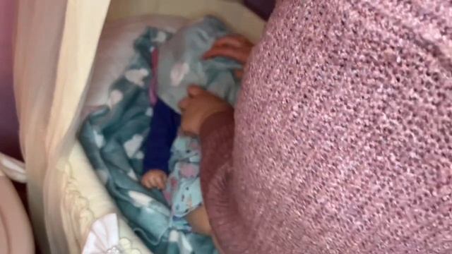 Распаковка куклы реборн | Reborn Baby Box Opening | Maddie by Bonnie Brown смотреть онлайн