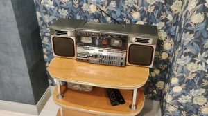 Магнитола из 1980х SHARP 800 в 2020х