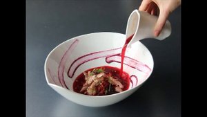 Борщ с уткой и ржаными гренками