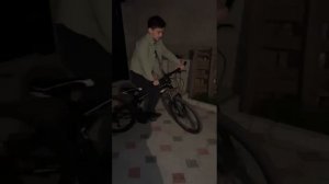 как научиться втавать на козла-ехать на залнем колесе.