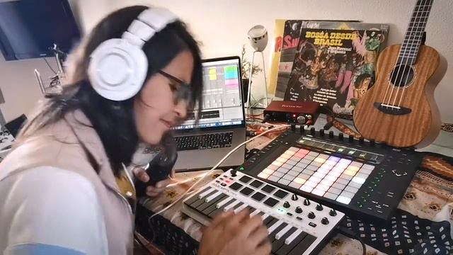 Samba Eh - Monár (Electronic Performance Jam) смотреть онлайн