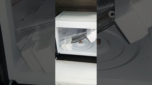 Микроволновая печь Gorenje MO17E1W