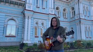 Татарская песня "БЕЗНЕҢ ГОМЕР"
Исполняет Ахнаф Аплин