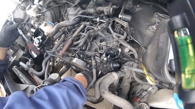 How to change fuel pump VW Crafter / Как поменять ТНВД VW Crafter смотреть онлайн