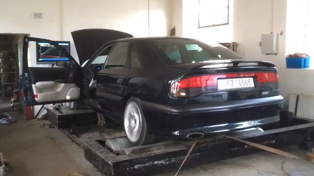 Renault Safrane Biturbo Dyno Tuning & test смотреть онлайн