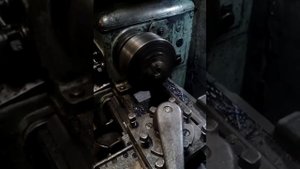 Токарный станок 1к62 от сети 220 вольт. С двигателем 5.5кв. Раскручивается до максимальных оборотов