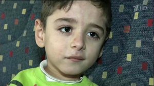 В Алеппо ребенок-инвалид, родившийся без рук, лишился ног в результате обстрела