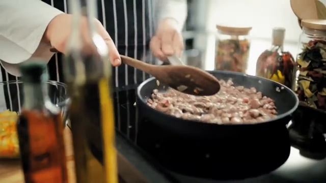 Кесадилья с говядиной и красной фасолью смотреть онлайн