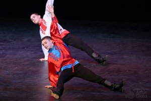 "Русский пляс", ансамбль "Ритмы детства". "Russian dance", ensemble "Rhythms of childhood".