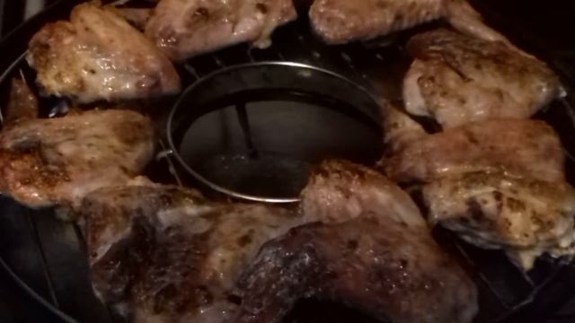 Супер новинка .Крылышки гриль на газовой плите . смотреть онлайн