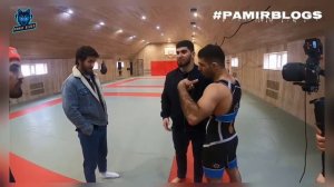 Неожиданная реакция людей на ЧОРШАНБЕ ЧОРШАНБИЕВ на улицах МАХАЧКАЛЕ, ДАГЕСТАН...