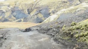 Iceland 4x4 Tour | Langisjor  (F235) - Landmannalaugar (F208)